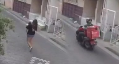 İzmir'de iğrenç olay! Kurye, kucağında çocuğu olan anneyi taciz etti