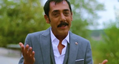 Kanserle mücadele eden Ankaralı Turgut'un son hali yürek burktu. 13 kilo veren şarkıcı ilaç alamıyor