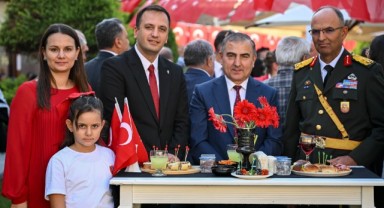 Bornova’da Cumhuriyet Coşkusu