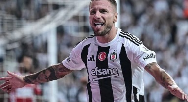 Ciro Immobile Mario Gomez'i solladı