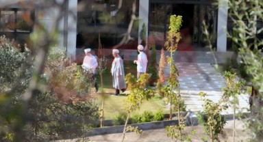 İzmir'de Alevi köyüne kaçak tarikat yurdu