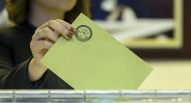 Son Seçim Anketinde Çarpıcı Sonuç! Birinci Parti Değişti
