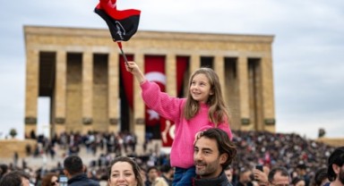 10 Kasım'da Anıtkabir'i kaç kişi ziyaret etti?