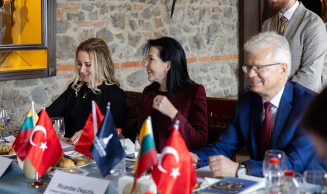 Başkan Mutlu’dan dirençli kent vurgusu: En önemli gündemimiz