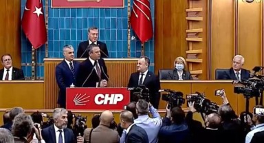 CHP'den 'Etki Ajanlığı' Teklifi İçin Kırmızı Alarm: Özgür Özel Tüm Vekillere Çağrı Yaptı