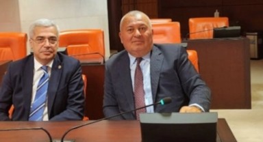 Demokrat Parti'de deprem: Cemal Enginyurt ve Salih Uzun istifa etti