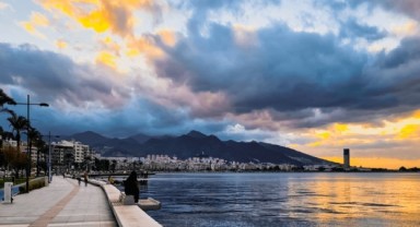 İzmir'de yeni haftada hava nasıl olacak?