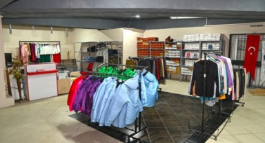 Karabağlar Belediyesi Sosyal Market yeni yerinde hizmete açılıyor 