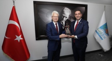 Litvanya’nın Ankara Büyükelçisi Degutis Başkan Uzun’u Ziyaret Etti