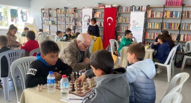 Seferihisar'da Atatürk anıldı