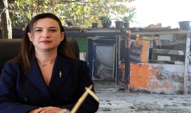 Selçuk'taki yangın faciasına ilişkin Ceritoğlu'ndan açıklama: Sosyal yardımları alıyorlardı