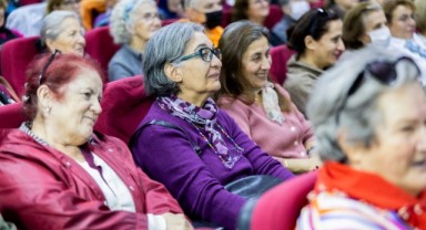 Balçova’da 3. Yaş üniversitesine büyük ilgi