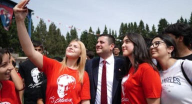 Başkan Demir’den üniversite öğrencilerine can suyu