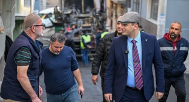 Bornova’da 8 mahalleye eş zamanlı asfalt serimi