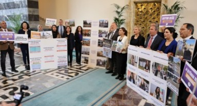 DEM Parti'den kayyumları protesto etmek için Meclis'te eylem
