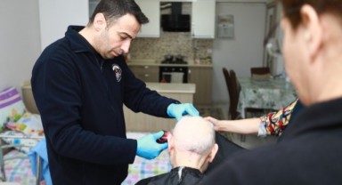Evde Kişisel Bakım Hizmeti vatandaşların yüzünü güldürmeye devam ediyor