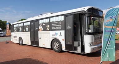 İzmir’in Mobil Barista Otobüsü yollarda