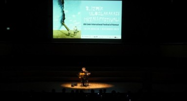 İzmir Uluslararası Mizah Festivali başladı