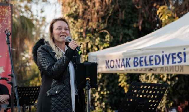 Konak’ta yeni yıl coşkusu kermeslerle devam ediyor