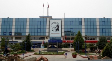 Menderes Belediyesi Başkan Yardımcısına saldırı