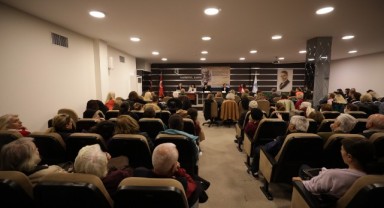 Narlıdere’de, Kadın Ve Siyaset Konuşuldu
