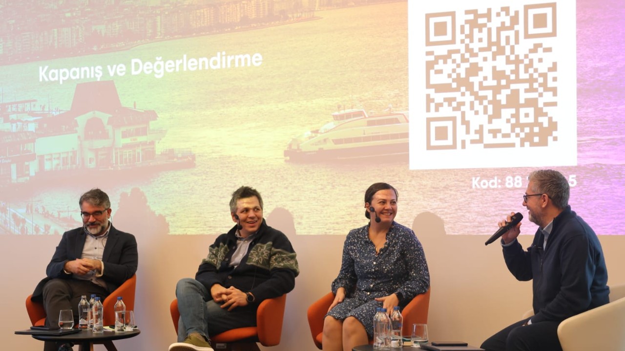 “Nasıl bir İzmir ” serisinde kent için müşterek veri konuşuldu