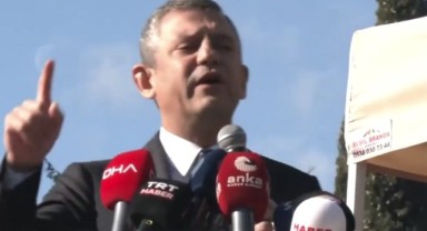 Özgür Özel İzmir'de Erdoğan'a seslendi: Burada herkes tarafını gösterecek