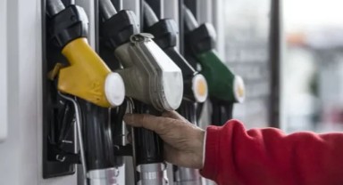 Benzinin ardından motorine de zam geliyor!