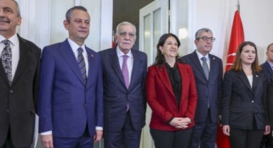 DEM heyeti ve CHP görüşmesi sona erdi: Özel'den 'Meclis' vurgusu