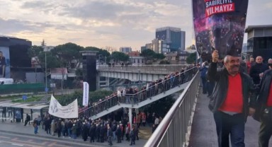 İBB Başkanı İmamoğlu İfade Vermek Üzere Adliyede... Binler Destek İçin Çağlayan'da