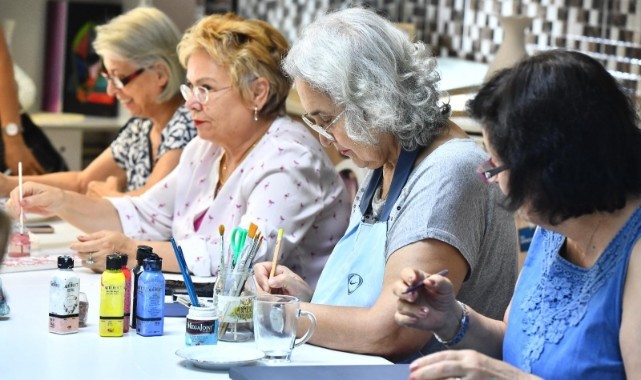 İzmir’e “Sağlığı Geliştiren Belediye” unvanı