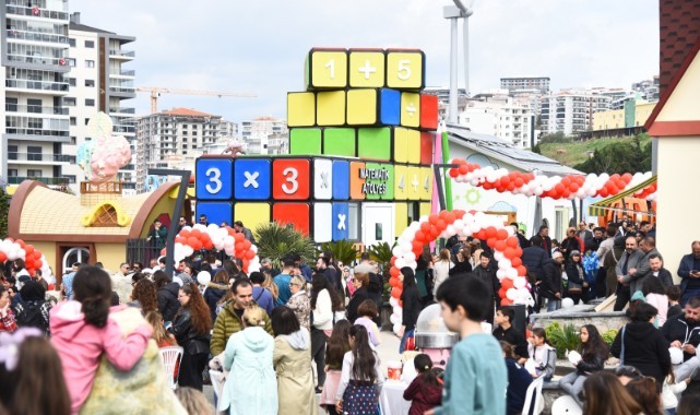 Menemen Çocuk Oyun Köyü ziyaretçi rekoru kırdı