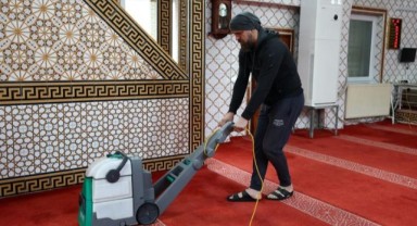 Balçova’da camiler Ramazan’a hazır