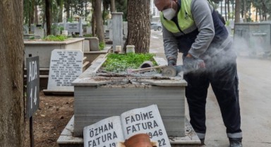 Büyükçiğli Mezarlığı’ndaki hasar gideriliyor
