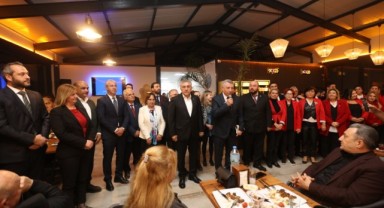Güzelbahçe Siyaseti Dostluk Yemeğinde Bir Araya Geldi