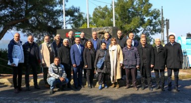 Hocalı Şehitleri Karabağlar’da anıtı başında anıldı