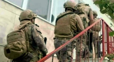 İzmir'de PKK/KCK propagandasına 9 gözaltı