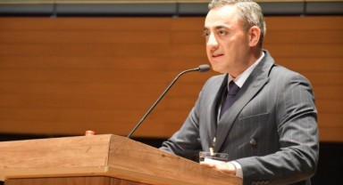 İzmir Kent Konseyi Başkanı Özgür Topaç oldu