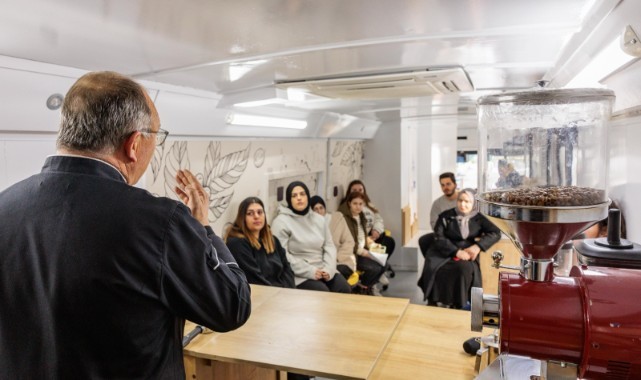Konak’ta mobil barista eğitimleri başladı