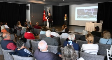 Bornova’da Kütüphane Haftası söyleşiyle başladı