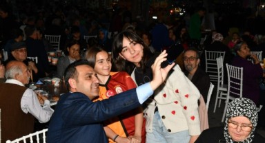 Çiğli’de Kadir Gecesi’nde Birlik ve Beraberlik İftarı