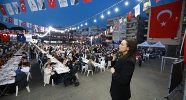 Kadir Gecesi'nde Efes Selçuk'ta dayanışma ve kardeşlik sofrası kuruldu