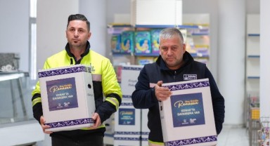 Konak’ta dayanışma kolileri vatandaşlarla buluşuyor