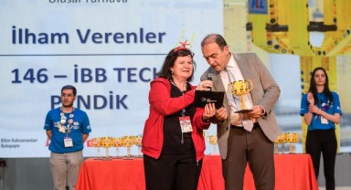 Türkiye'nin bilim kahramanları Fuar İzmir'de yarıştı