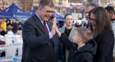 Urla Belediyesi’nde yeni hizmet araçları tanıtıldı