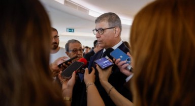 Başkan Tugay: Amaç belediye ile kulüplerin arasını bozmak
