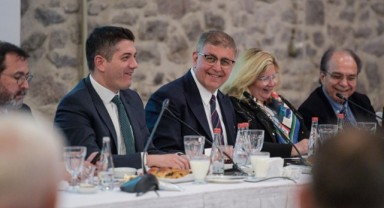 Başkan Tugay’dan kentsel dönüşümde kararlılık mesajı