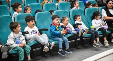 Bornovalı miniklerden suya dost mesaj!