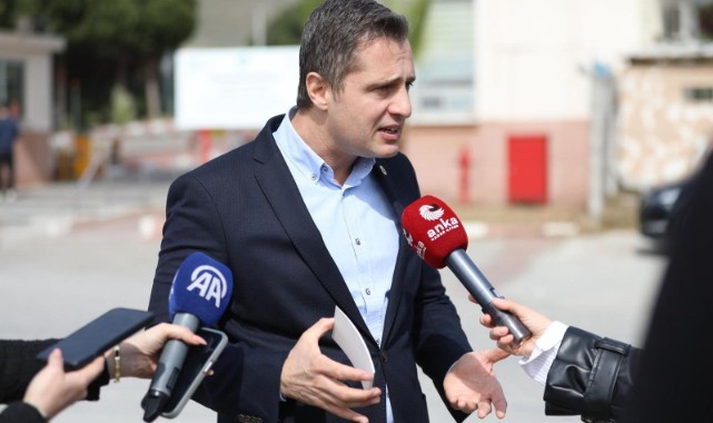 CHP Parti Sözcüsü Yücel, İzmir’de Tutuklu Bulunan Öğrencilerle Görüştü