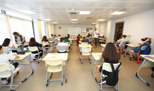 Başkan Filiz Ceritoğlu Sengel: Her zaman gençlerimizin yanındayız